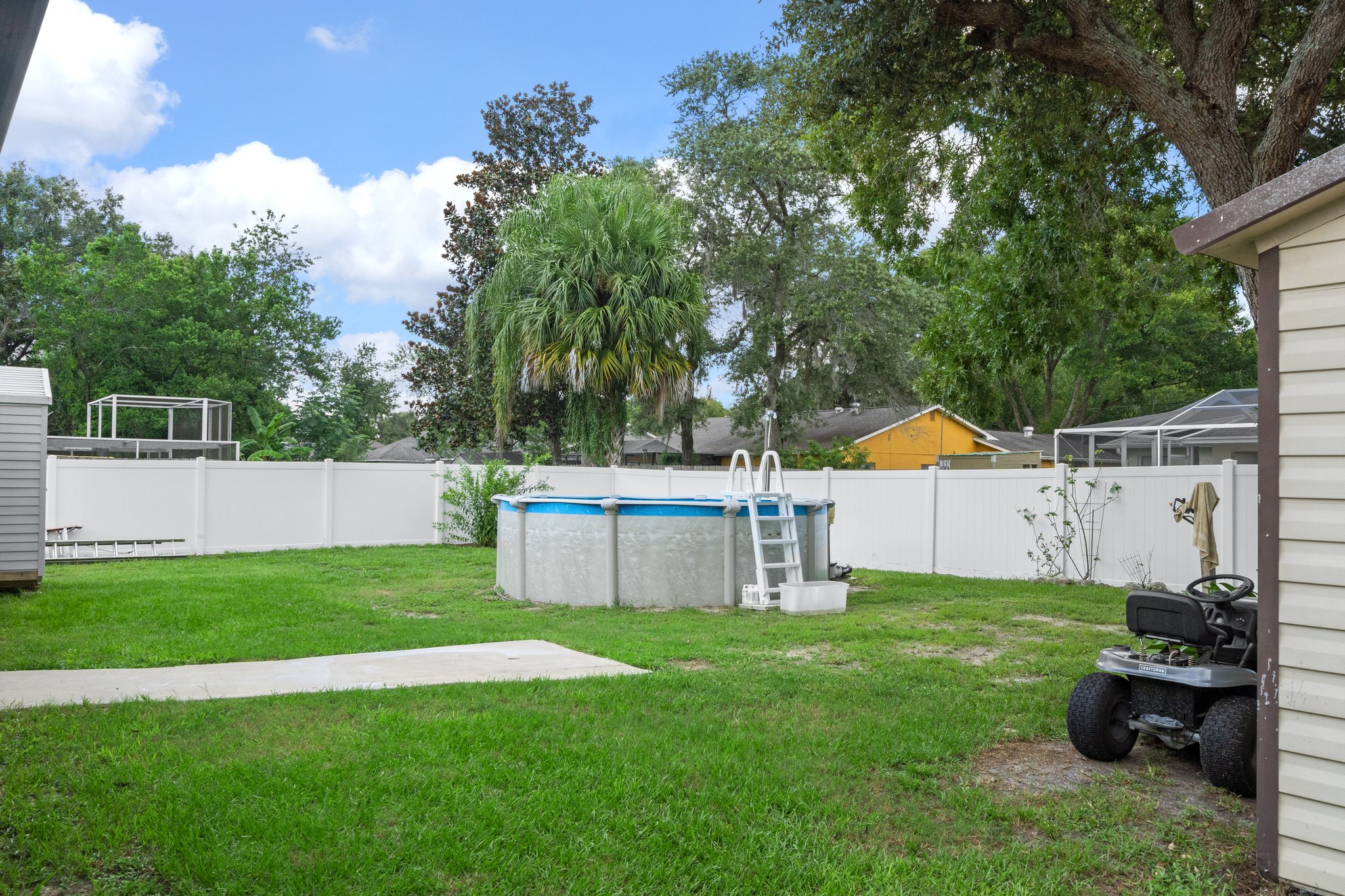  Photo 37
