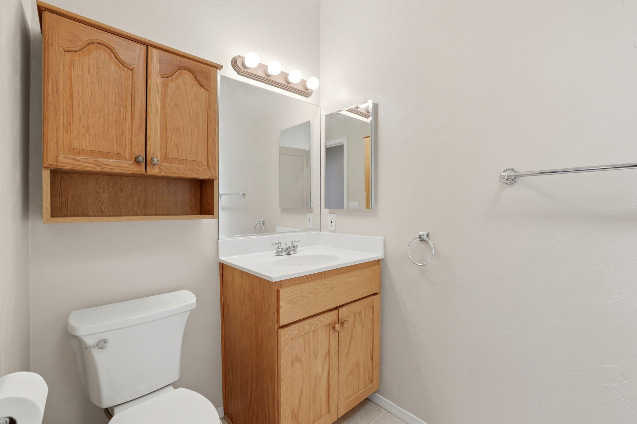 Bathroom 2 (1)