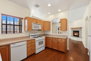 Kitchen (2)