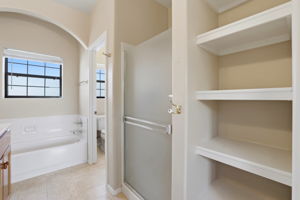 Primary Bathroom (2)