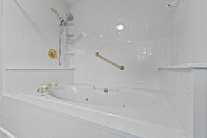  Photo 31