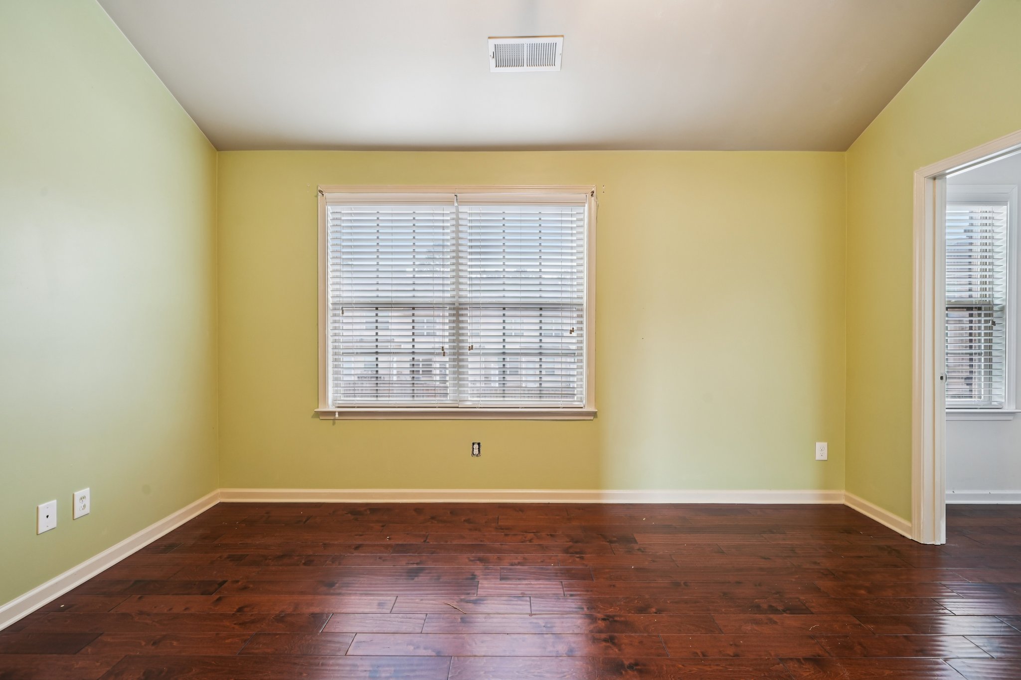 Garden Glade Ln-S0602-016.jpg