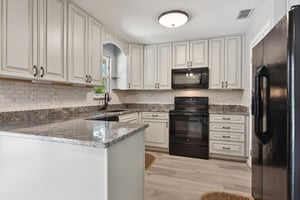 Urmey Ave-022.jpg