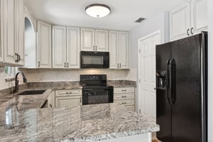 Urmey Ave-024.jpg