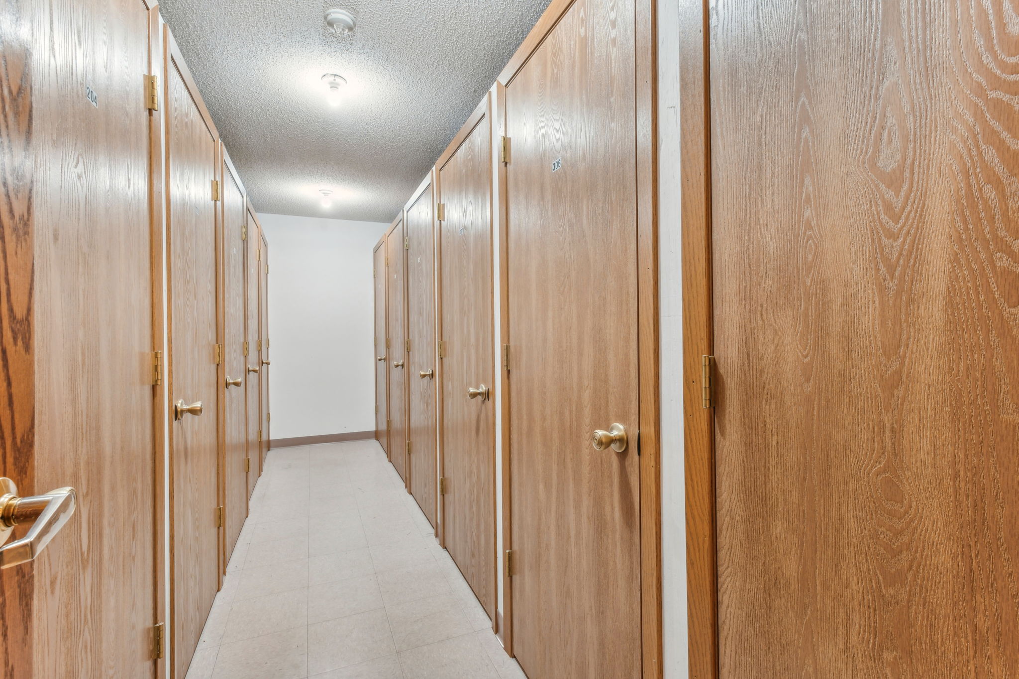 06_Interior