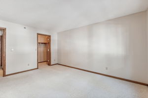 18_Interior