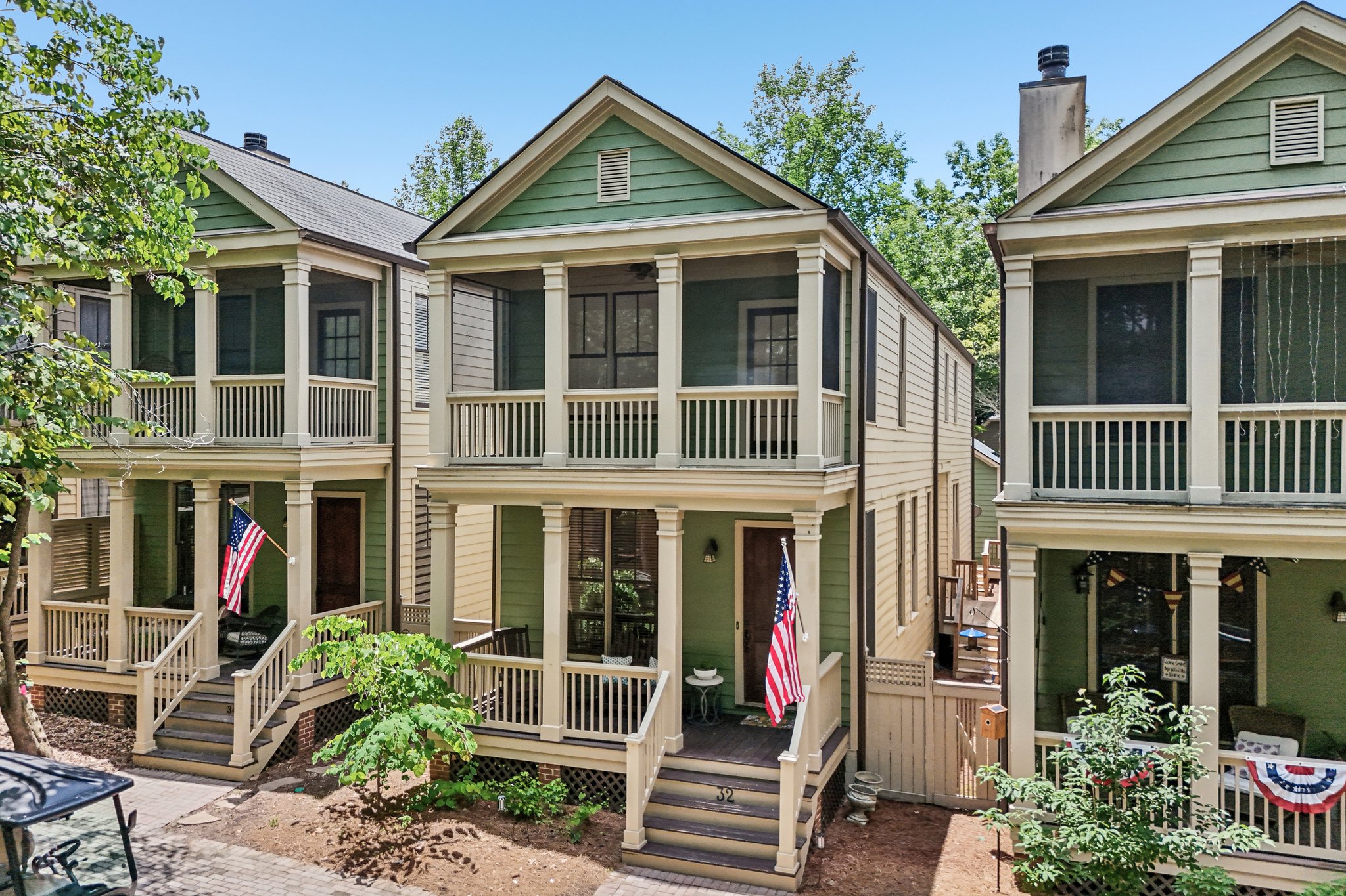 Abbott Sq-S1006-003.jpg