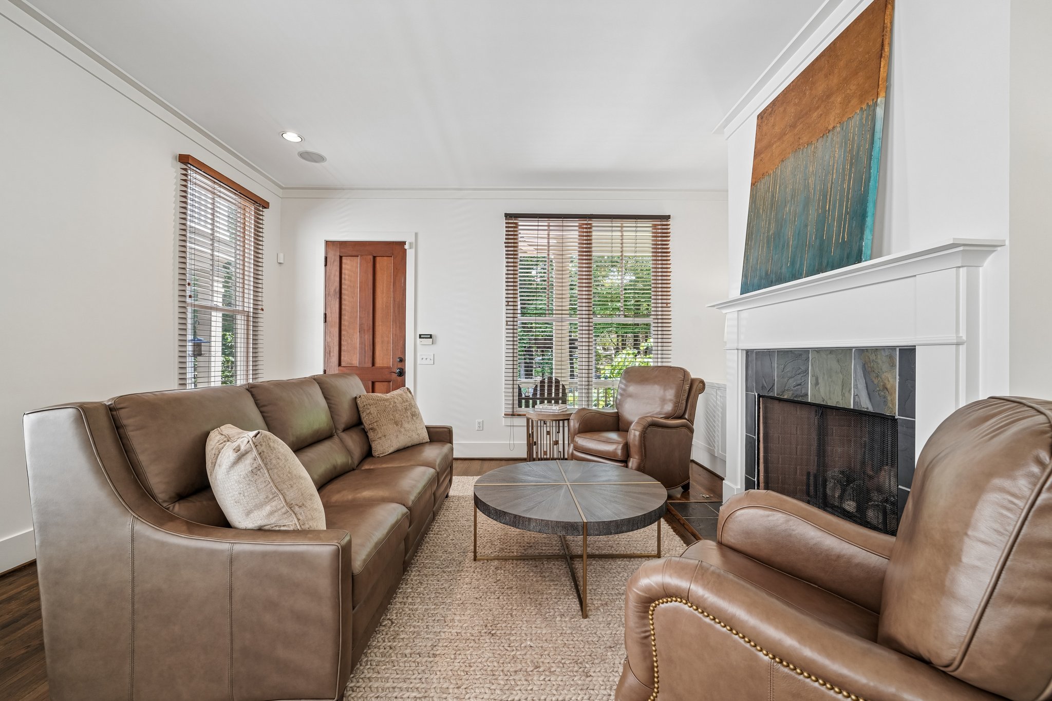 Abbott Sq-S1006-012.jpg