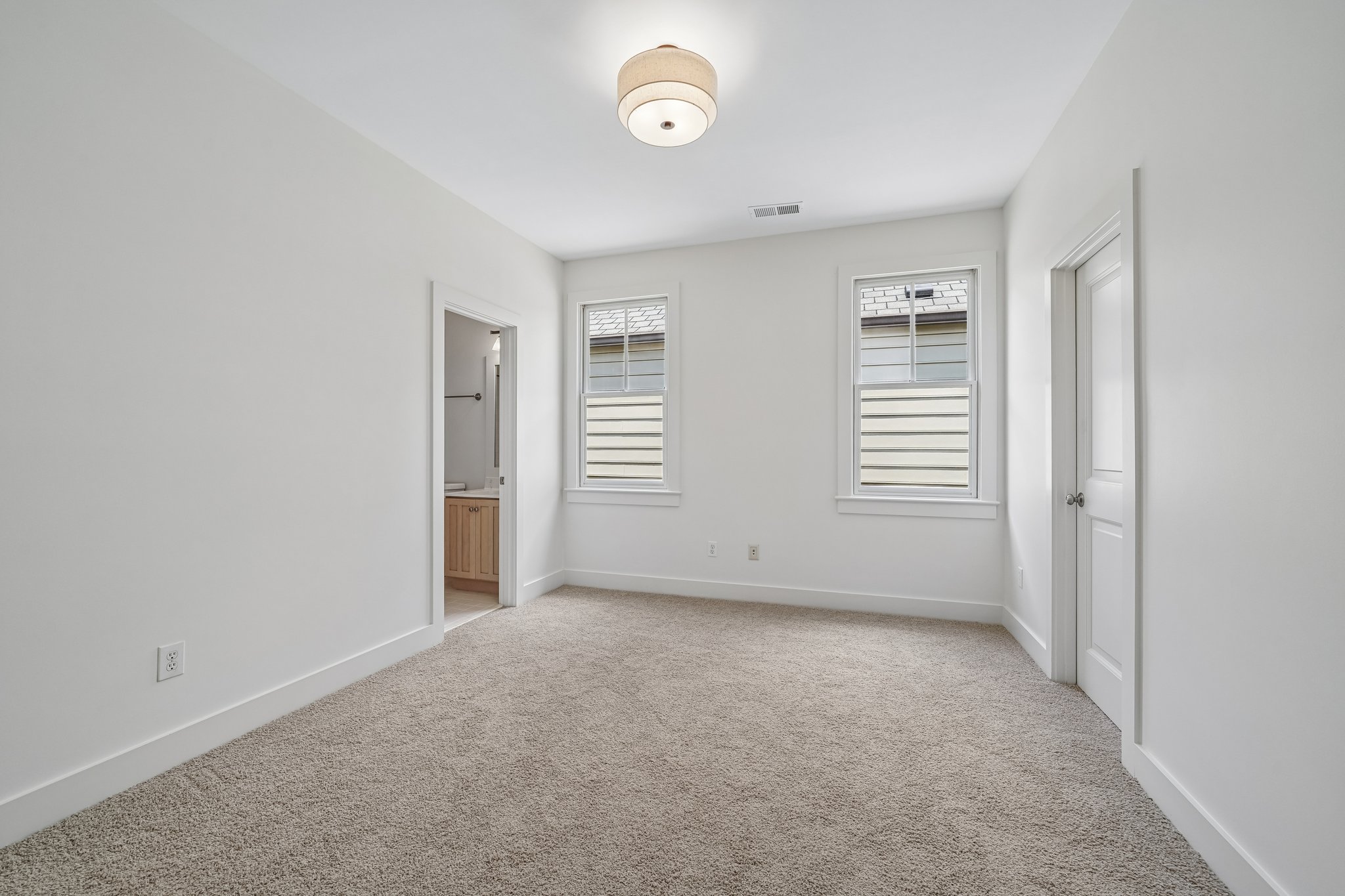 Abbott Sq-S1006-026.jpg