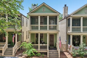 Abbott Sq-S1006-002.jpg