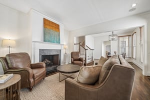 Abbott Sq-S1006-010.jpg