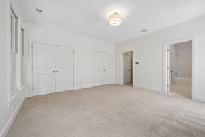 Abbott Sq-S1006-036.jpg