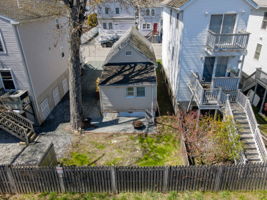  Photo 31