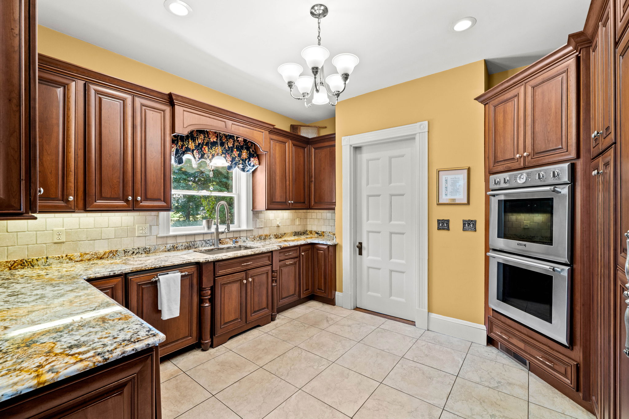 32 Belmont Ave, Lowell, MA 01852, USA Photo 19