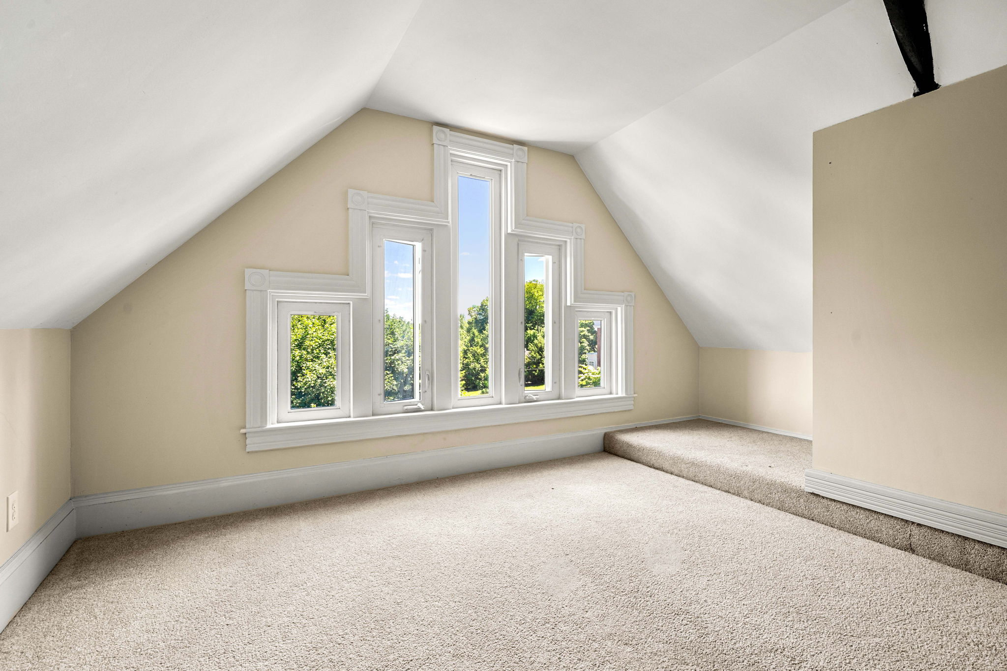 32 Belmont Ave, Lowell, MA 01852, USA Photo 49