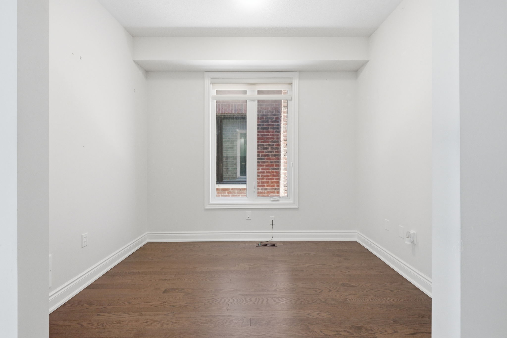 Property in Brampton — delivered property photograph 6