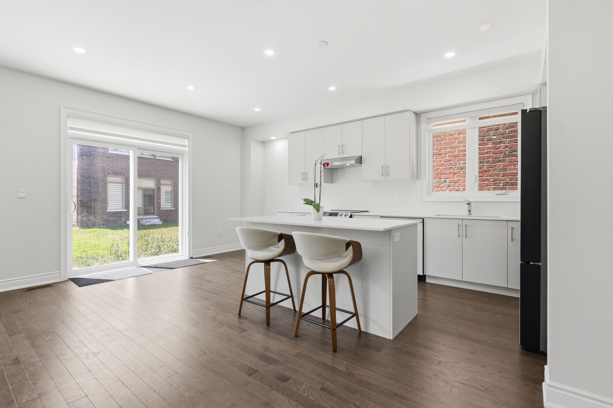 Property in Brampton — delivered property photograph 9