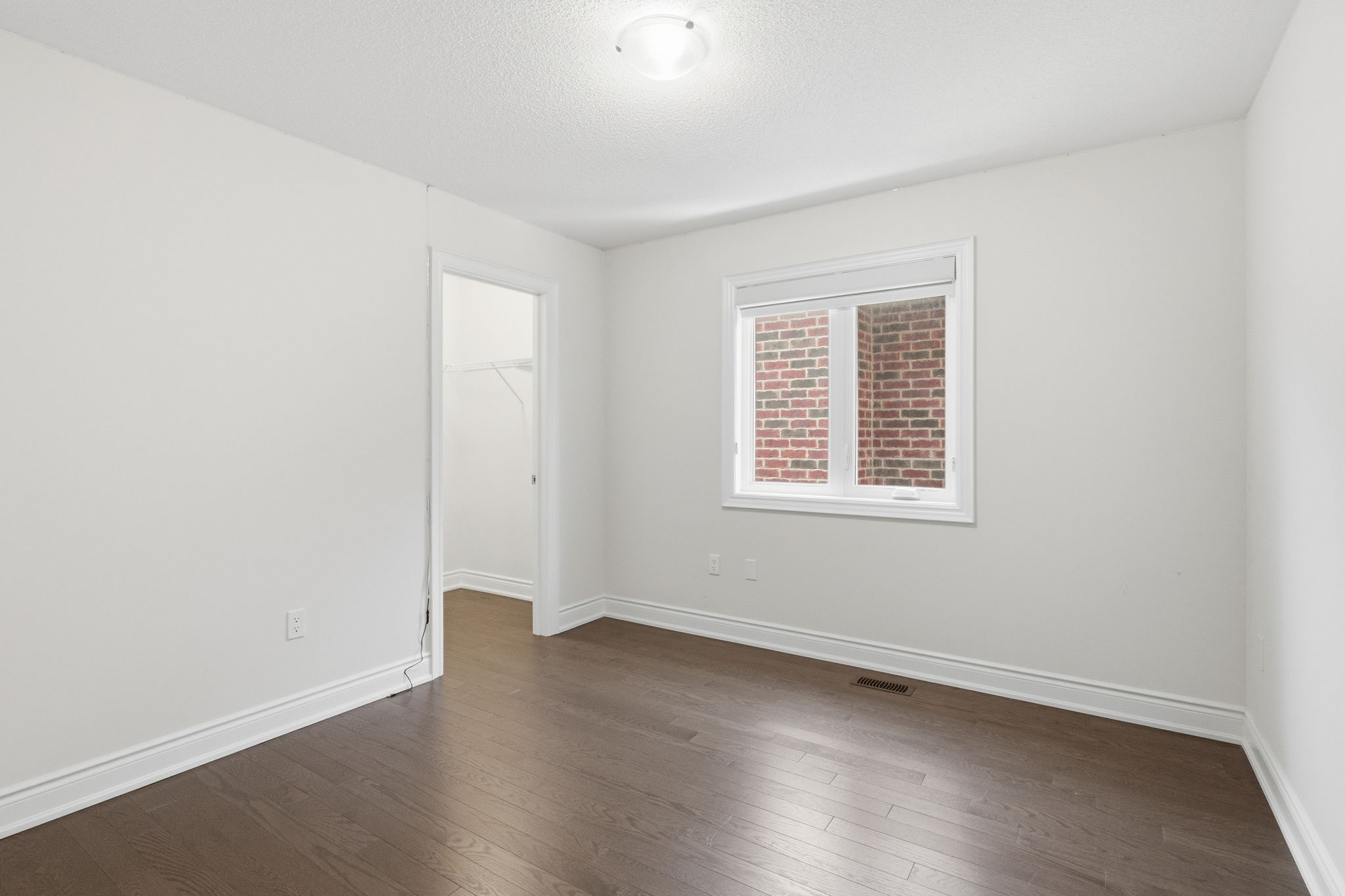 Property in Brampton — delivered property photograph 32