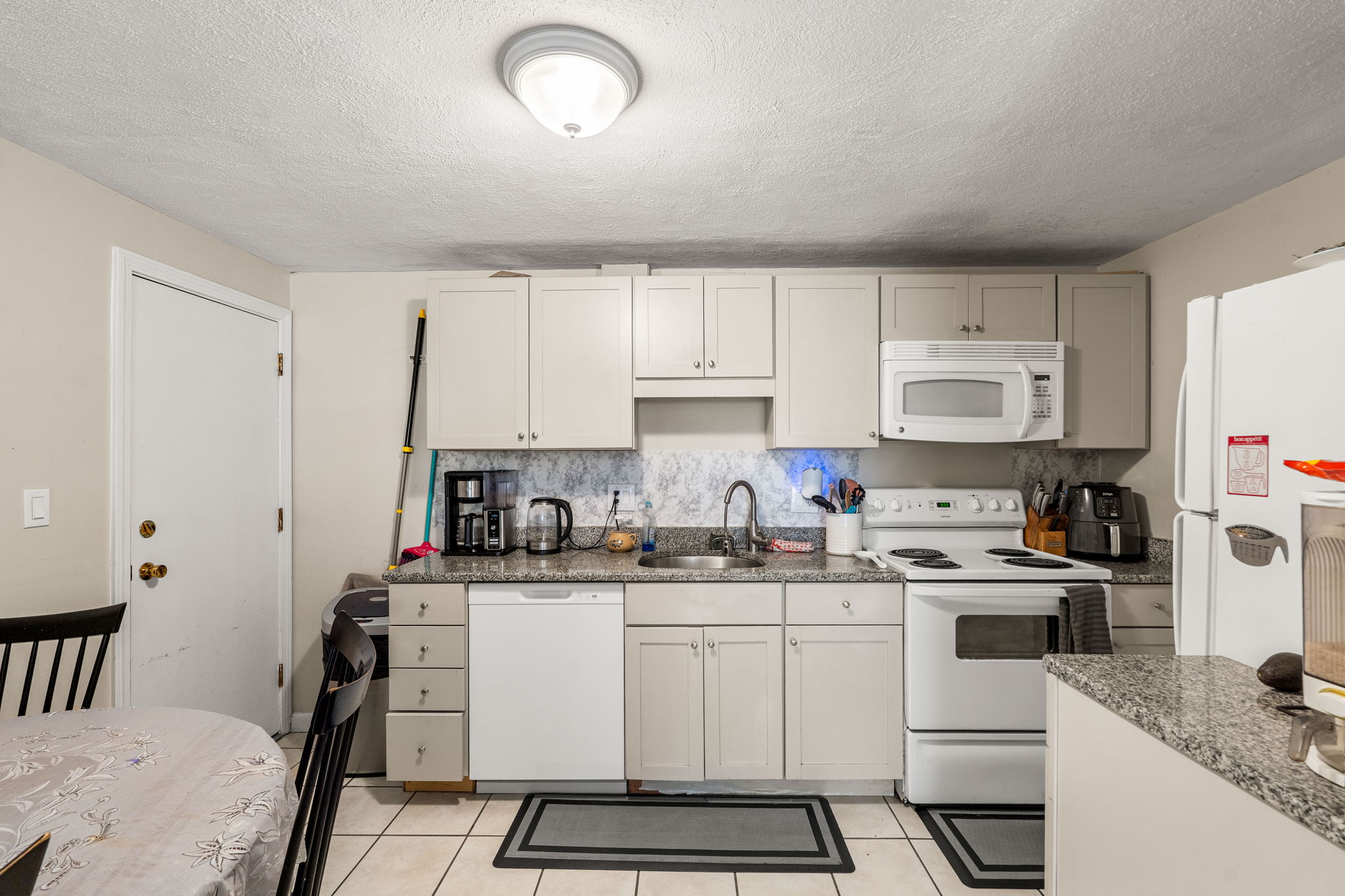 32 Bradford St, Concord, MA 01742, USA Photo 31