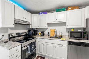 32 Bradford St, Concord, MA 01742, USA Photo 18