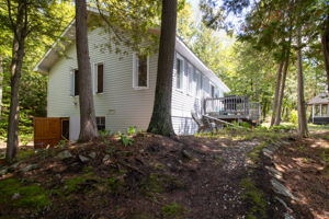  Photo 33