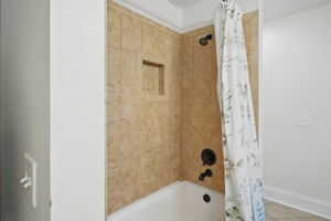  Photo 37