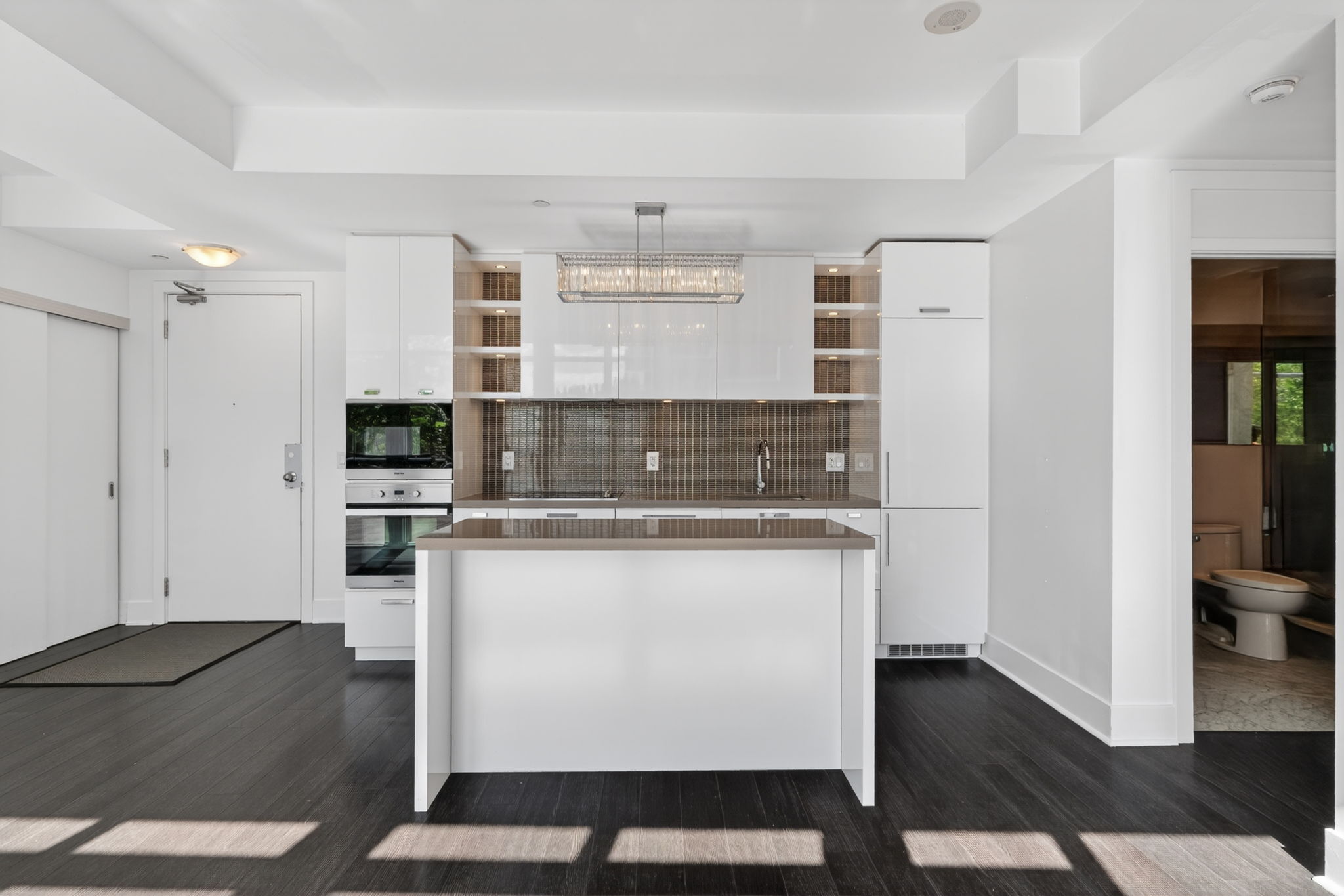 32 Davenport Rd 303 Toronto, ON M5R 0A5