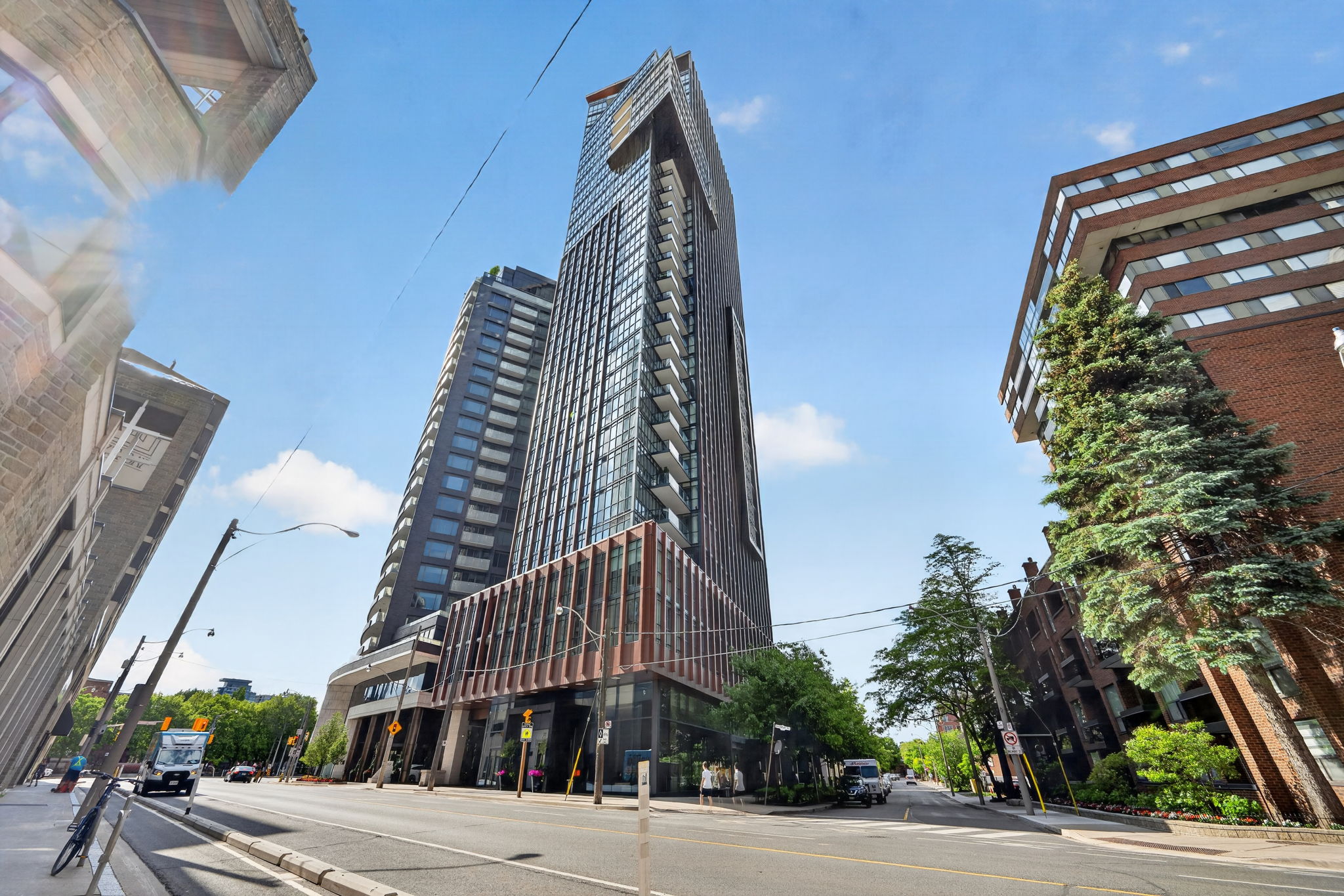 32 Davenport Rd 303 Toronto, ON M5R 0A5