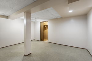  Photo 50
