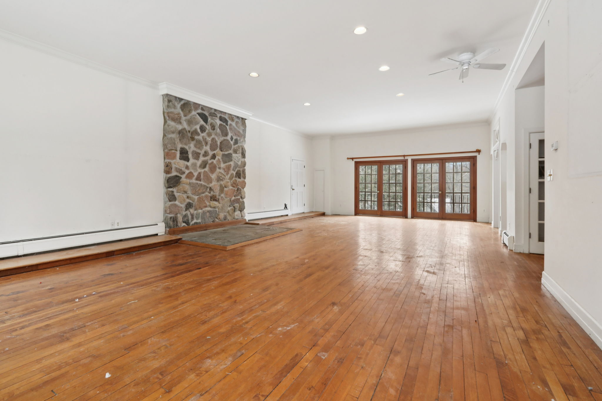 E Lake Stable Rd-S0403-011