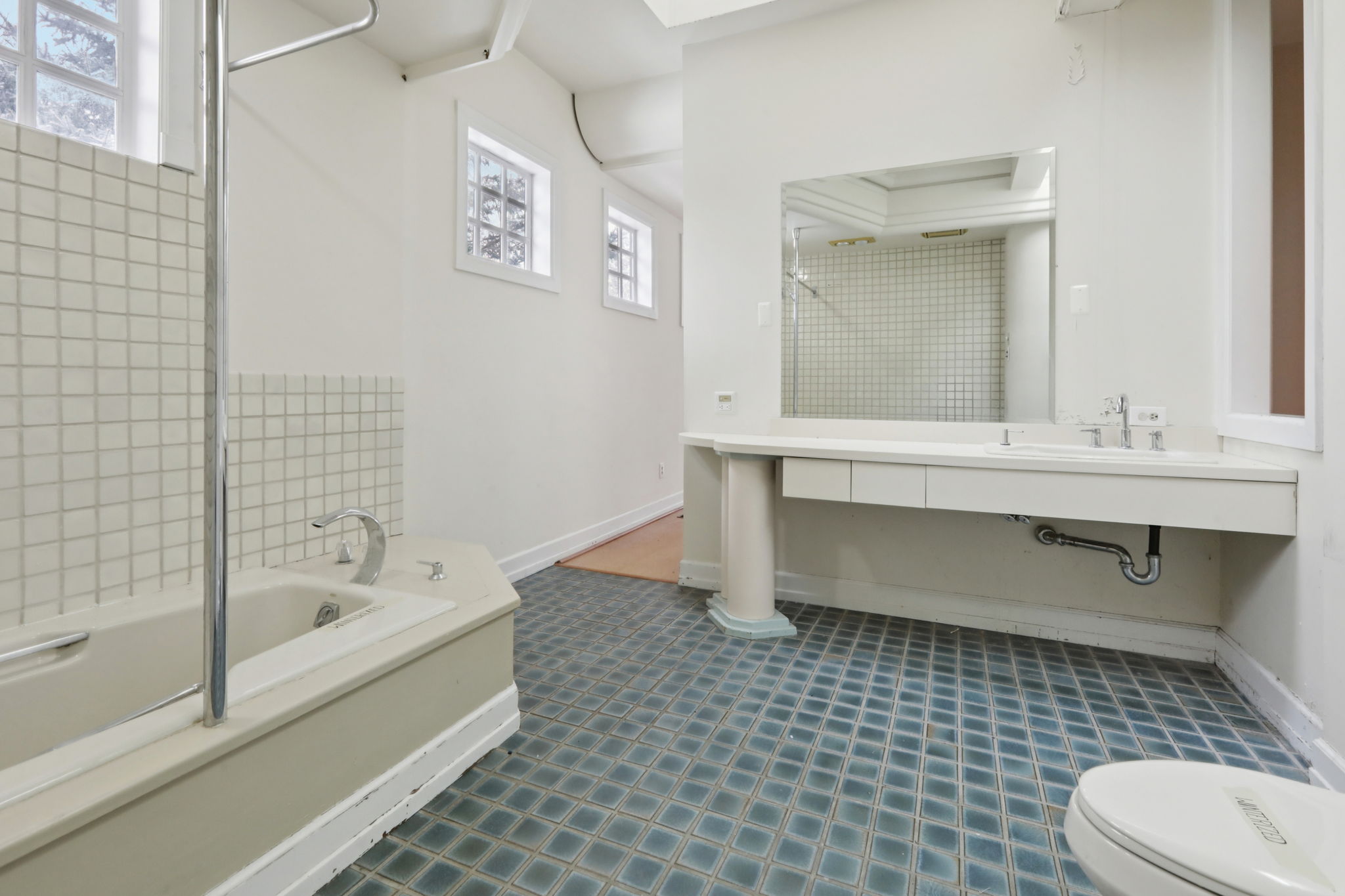 E Lake Stable Rd-S0403-040