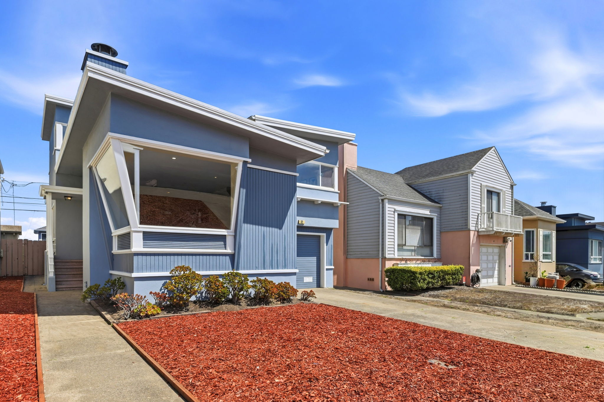 003_F8_32 Eastgate Dr