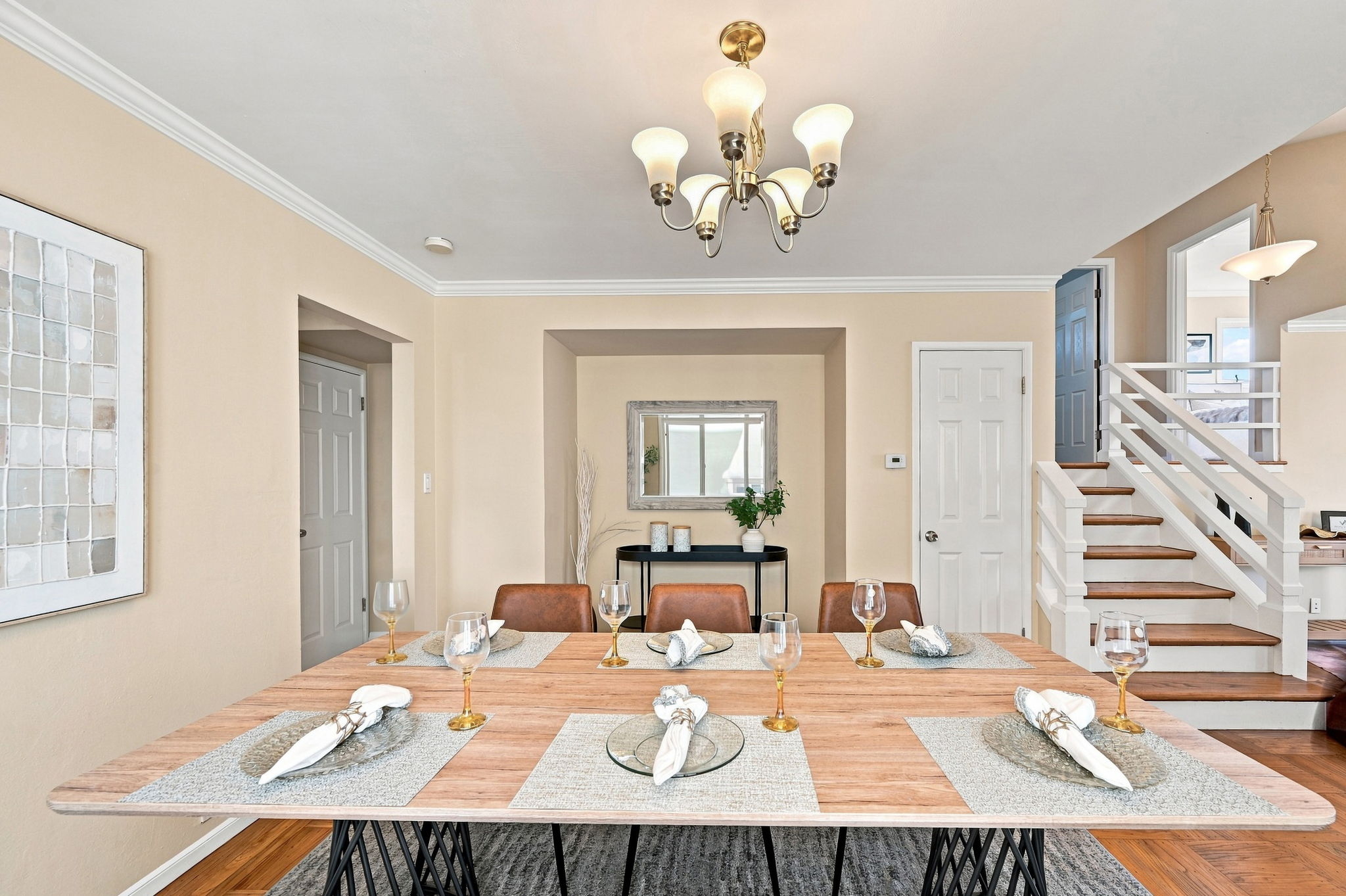 015_F8_32 Eastgate Dr