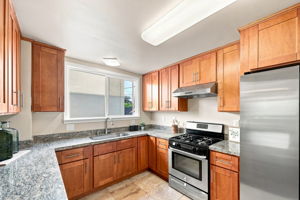 009_F8_32 Eastgate Dr