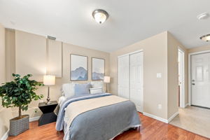 019_F8_32 Eastgate Dr