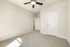  Photo 49