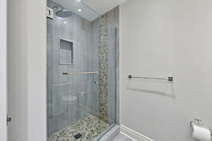  Photo 49