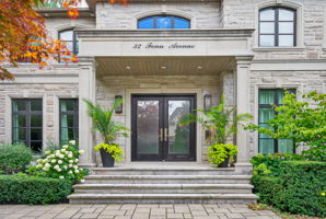 32 Fenn Ave, Toronto ON