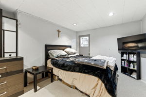  Photo 39