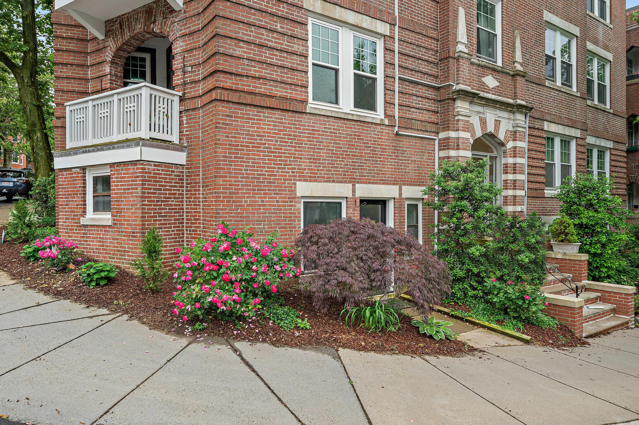 34 Garrison Rd Unit 1B, Brookline, MA 02445 TMRE Photography