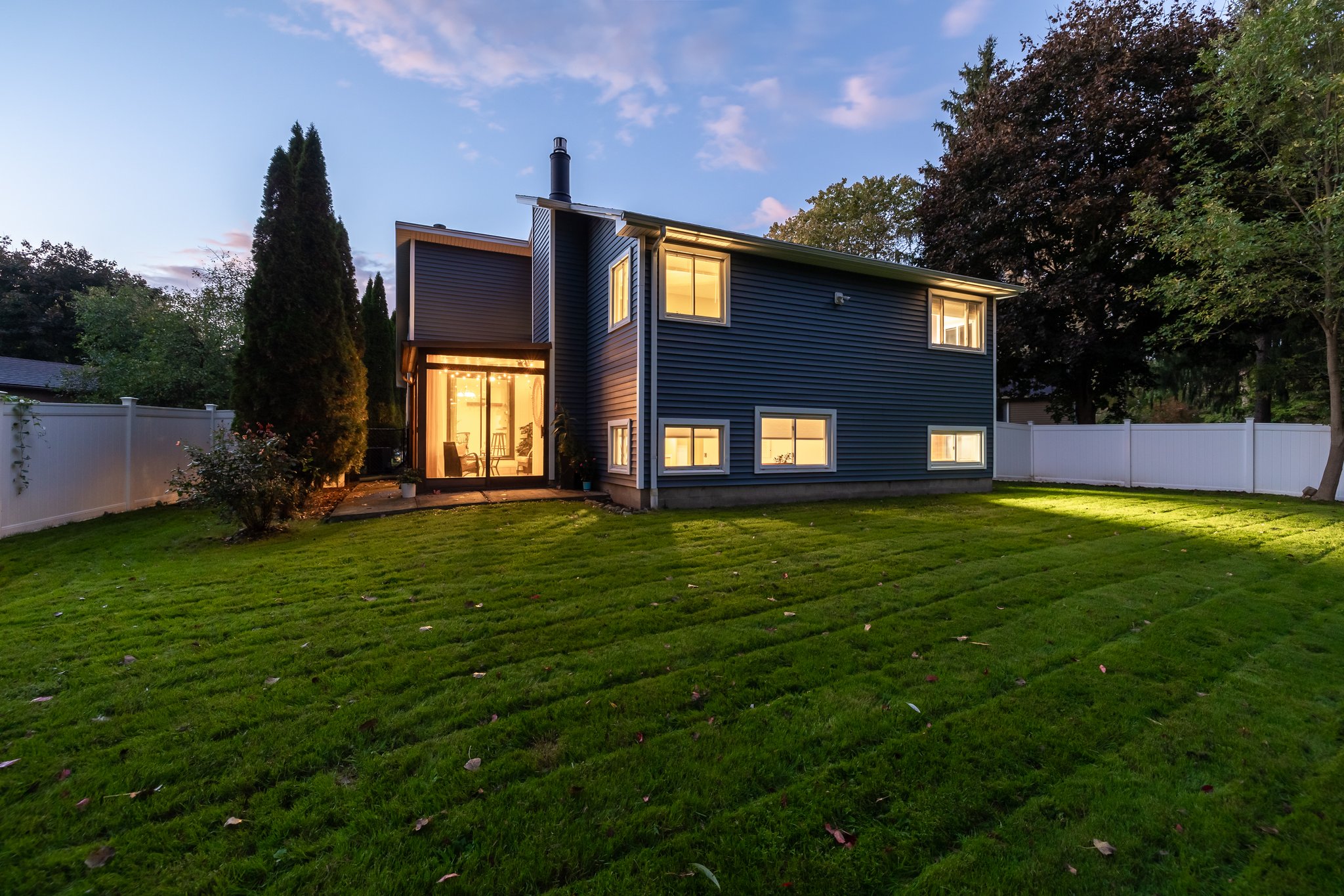  Photo 35