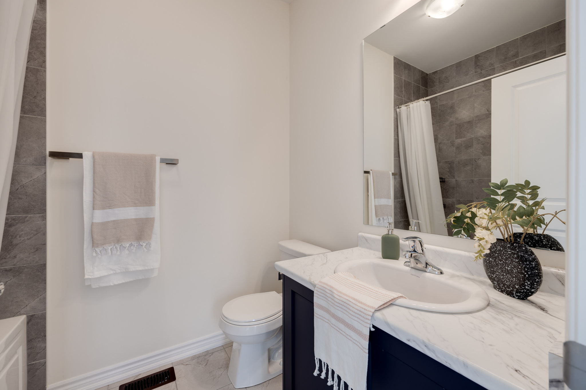 Markham property showcase — delivered property photograph 38