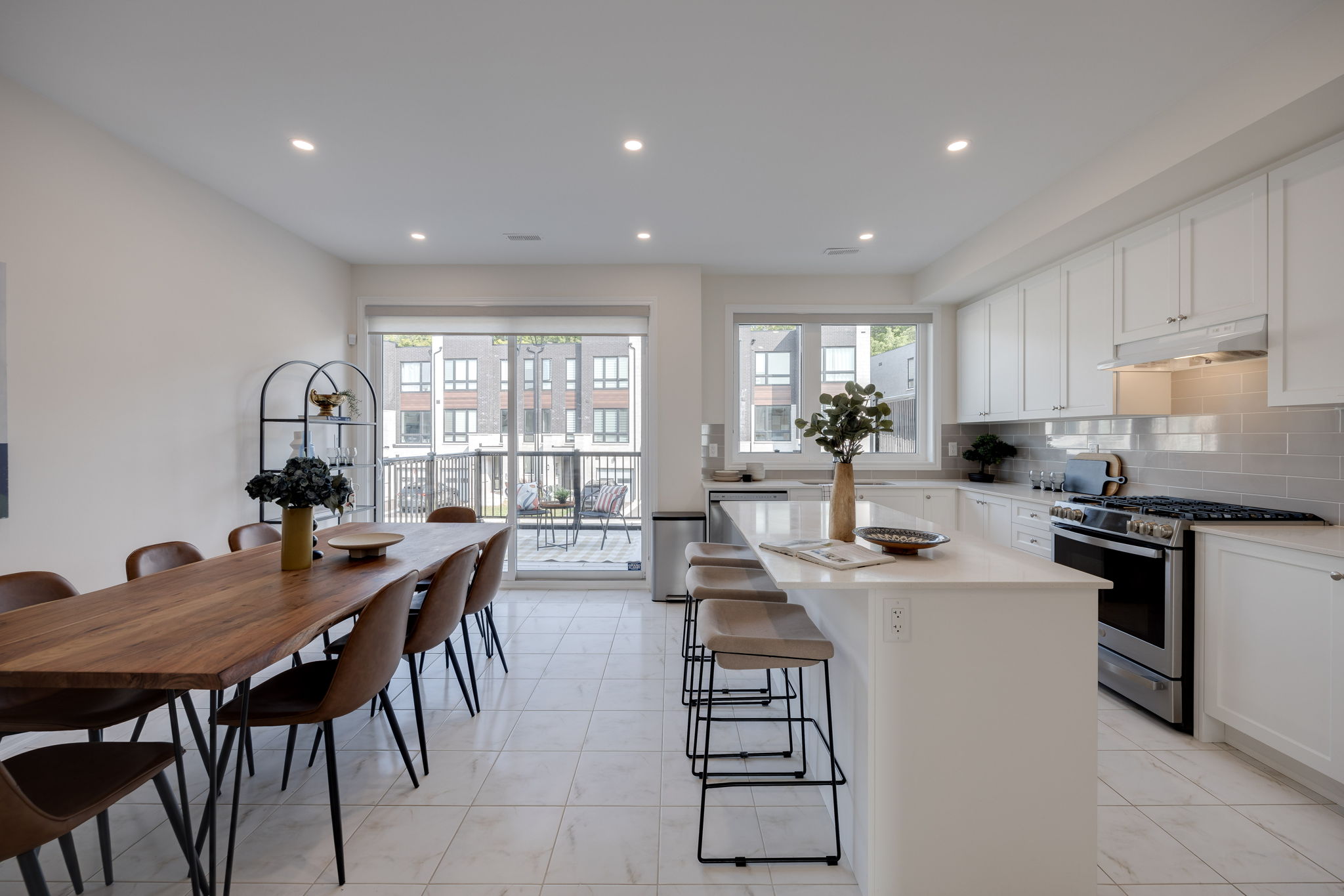 Markham property showcase — delivered property photograph 6