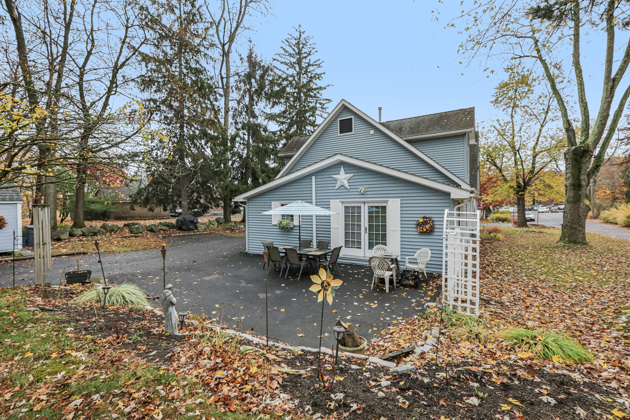Maple Ave-S1111-078