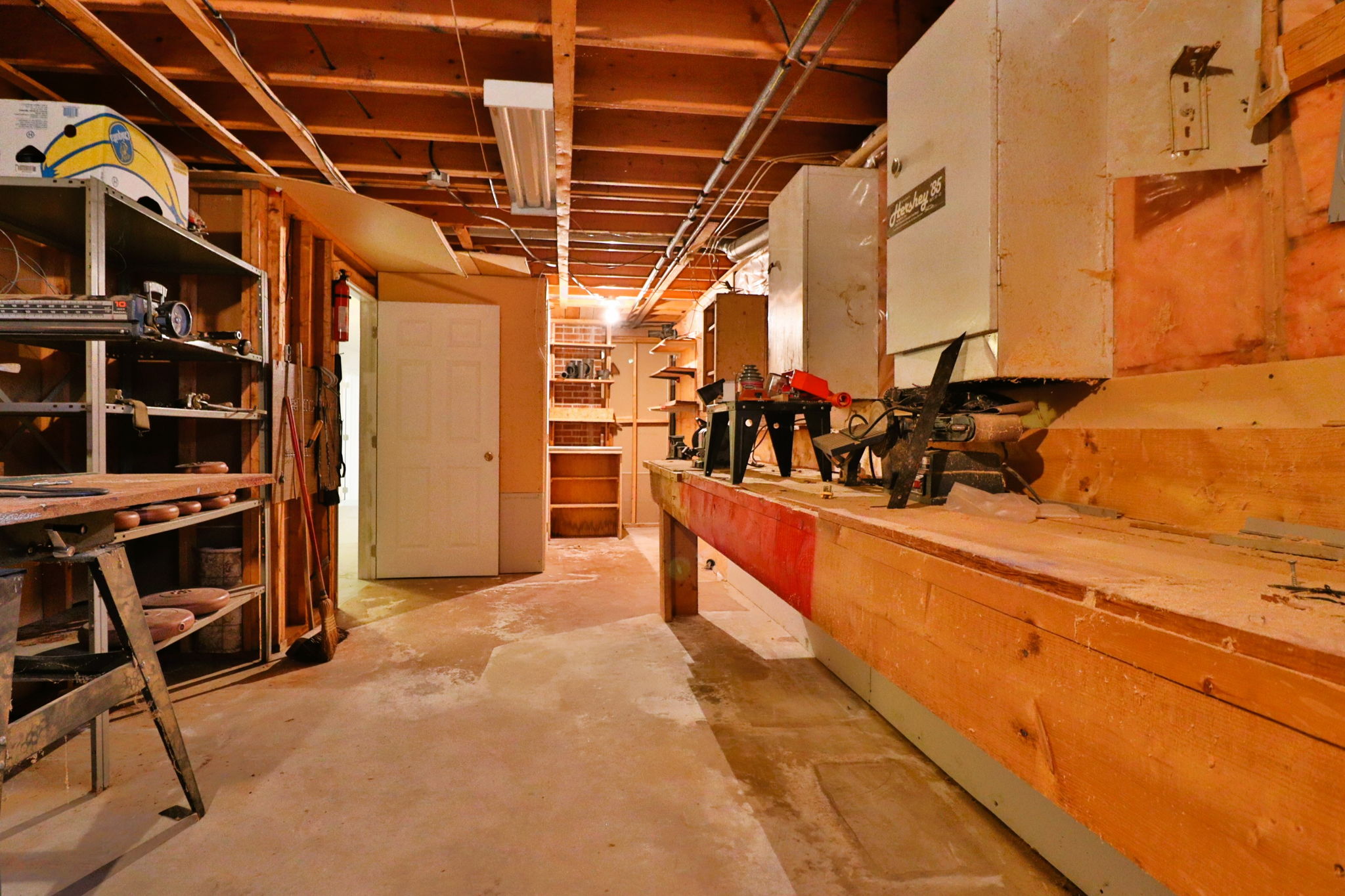  Photo 32