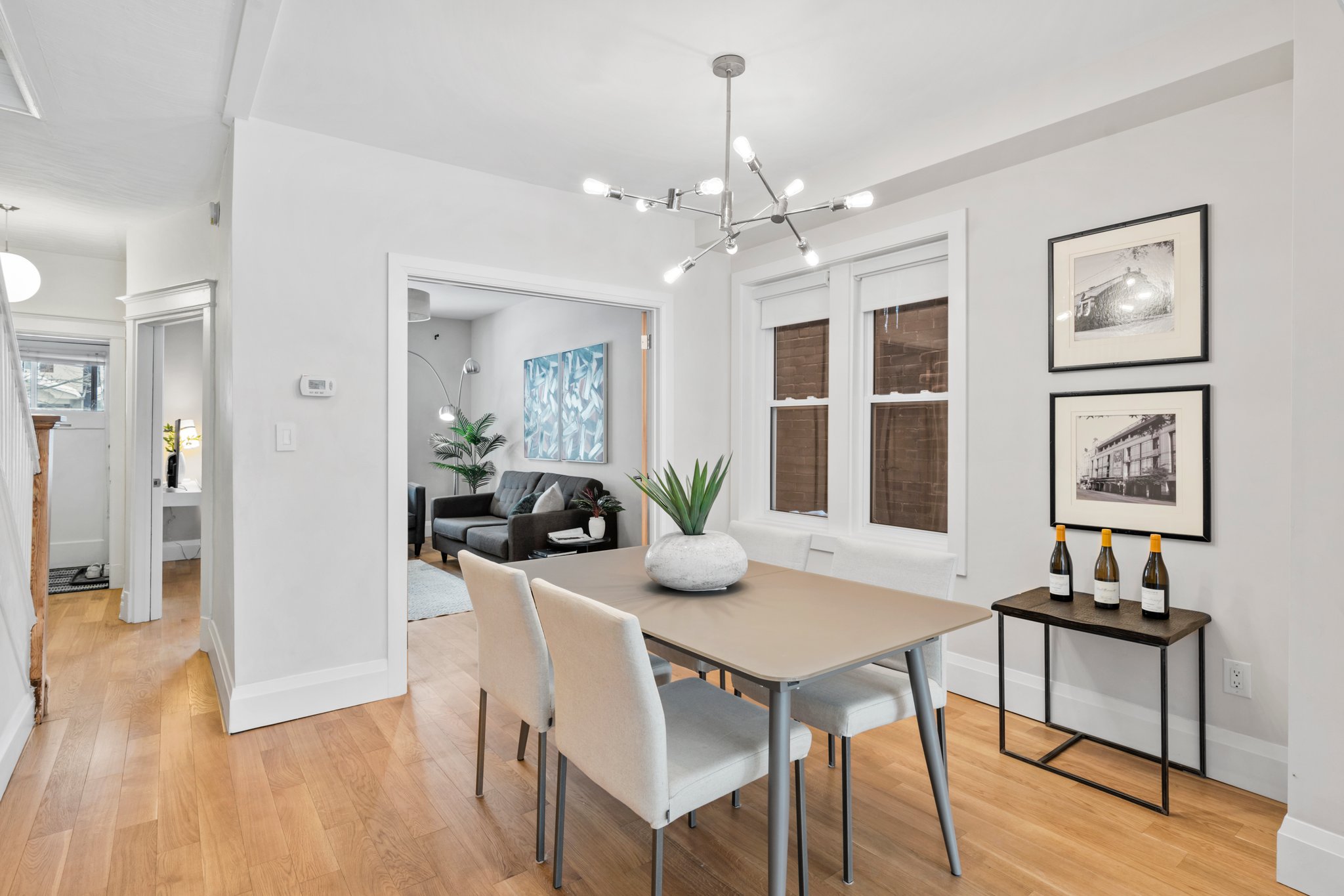 32 Monarch Park Ave Toronto, ON M4J 4P8