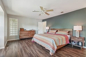 Patricks Pl-S0307-025.jpg
