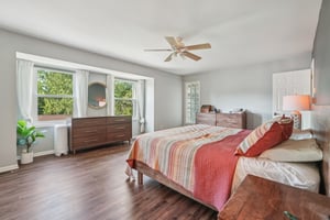 Patricks Pl-S0307-029.jpg