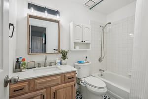 Patricks Pl-S0307-038.jpg