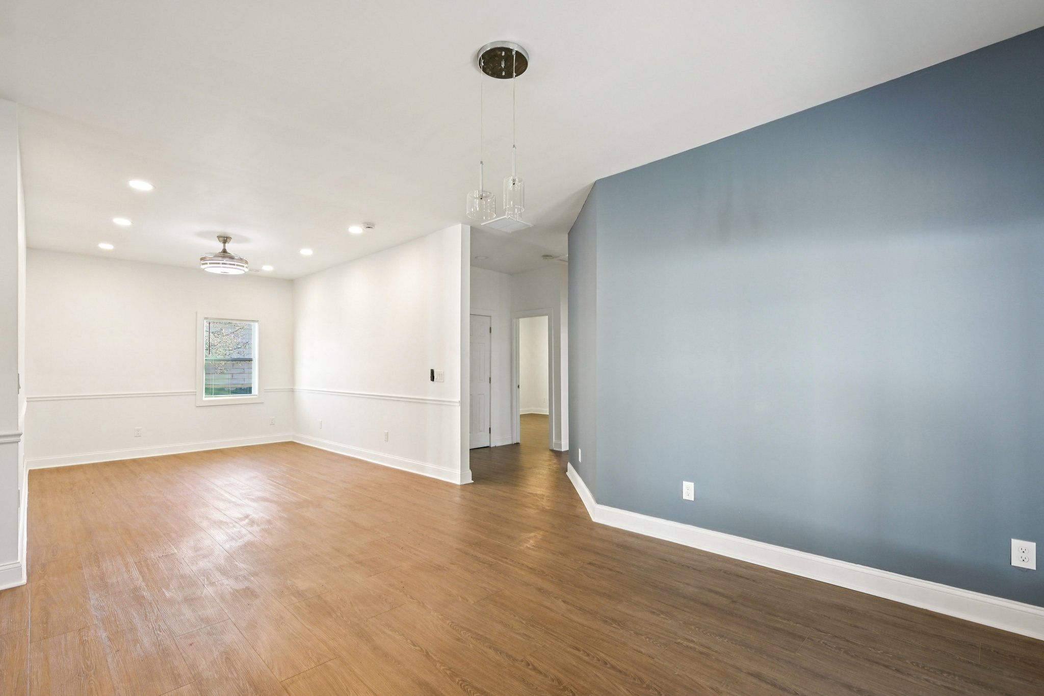 Pine St-S2411-005.jpg